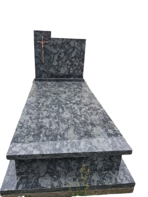 Nagrobek granitowy